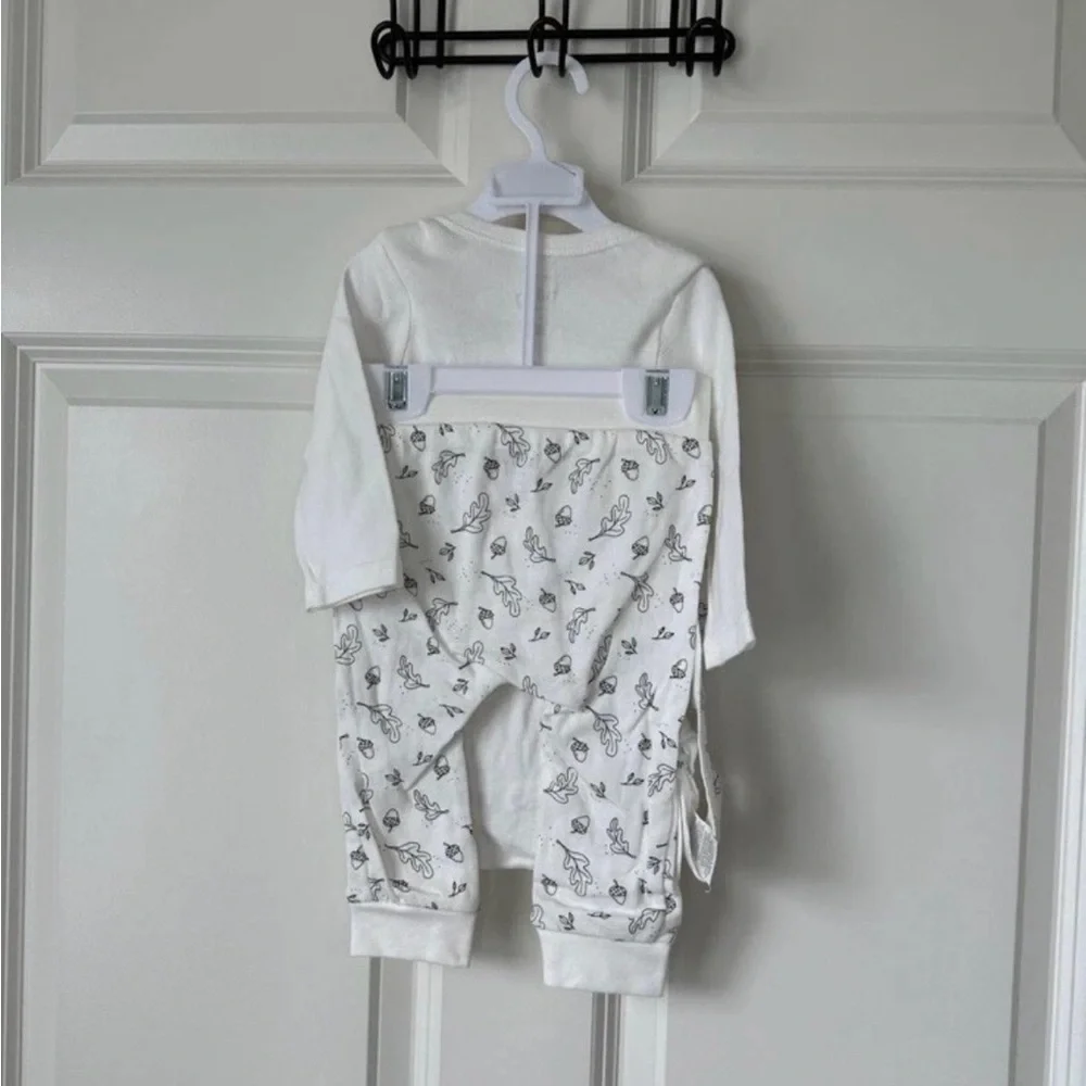 Rae Dunn Fall Themed Baby Outfit Size 6-9m